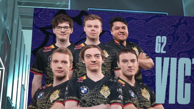 键比赛中的 键比赛中的