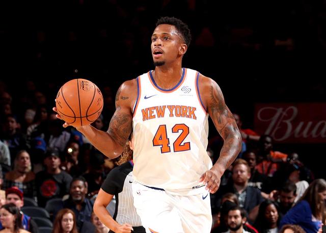 都表现出了 都表现出了